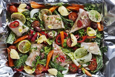 Another New LCHF Recipe: Fish with Vegetables Baked in Foil